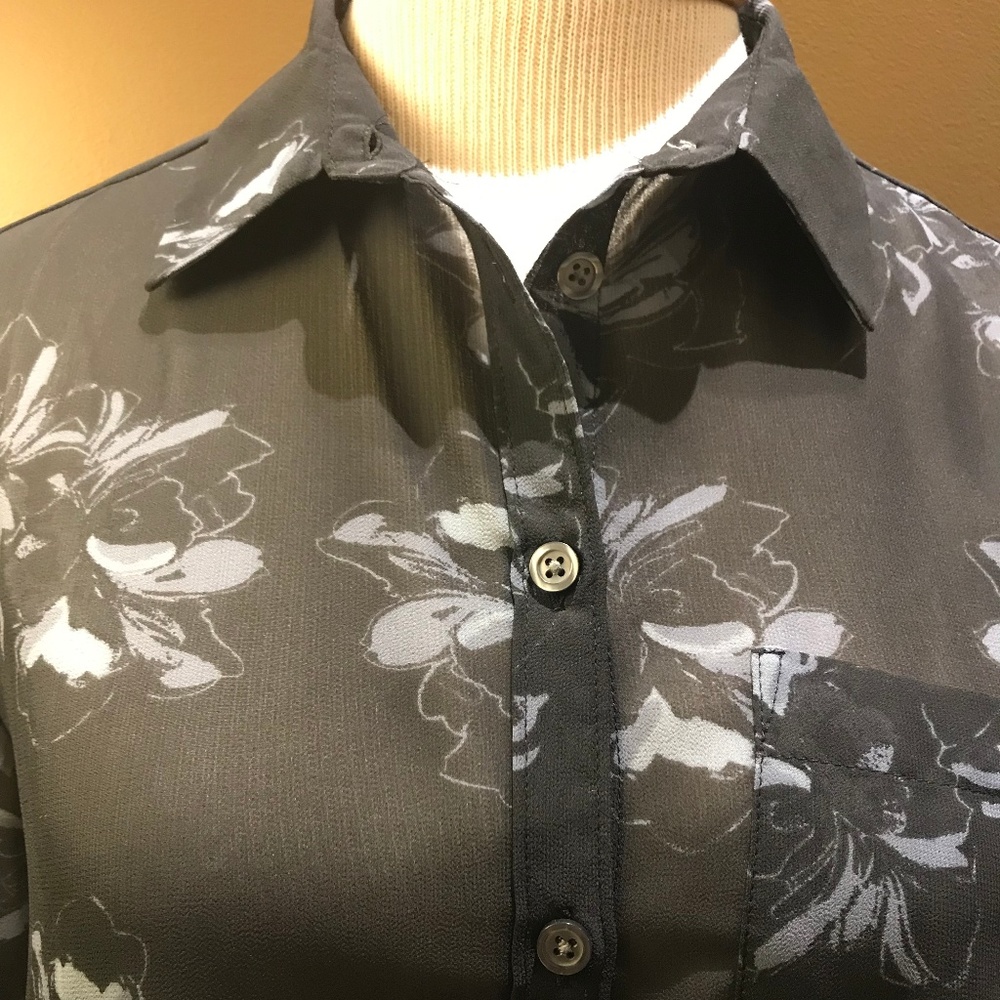 NWT Ann Taylor SemiSheer Floral Long-Sleeve Blouse